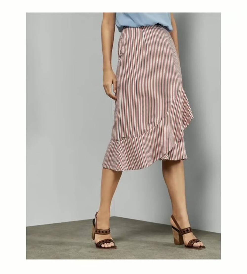 Ted Baker London Coryn Pink White Pinstripe Fit and Flare Skirt size 3 / Medium